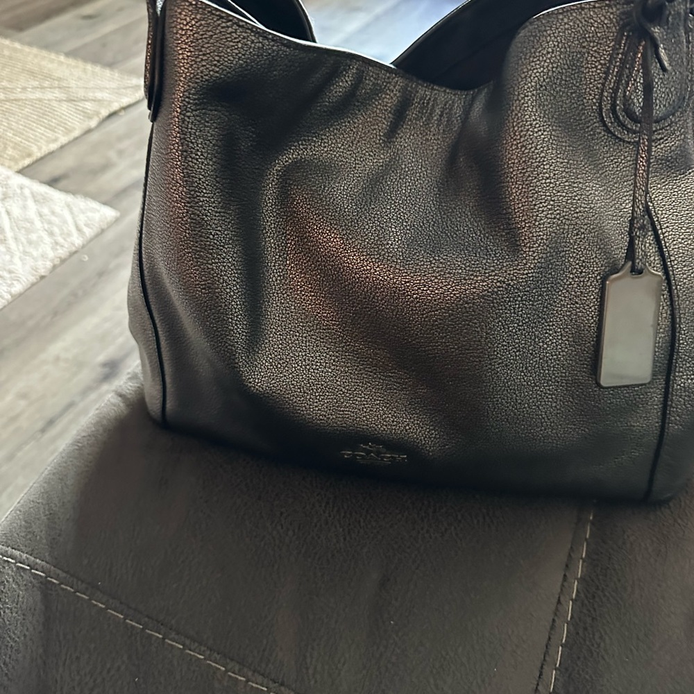 Handbag and wallet - Picture 2 of 8